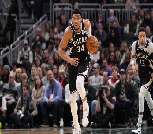 不幸中的萬幸,雄鹿字母哥目前沒傷病恢復時間表,但不會賽季報銷