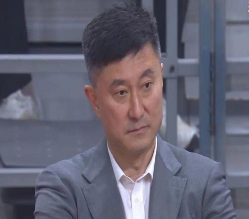 廣東男籃9分完勝，胡明軒決勝時刻建功，薩姆納39分谷澤浴23+12