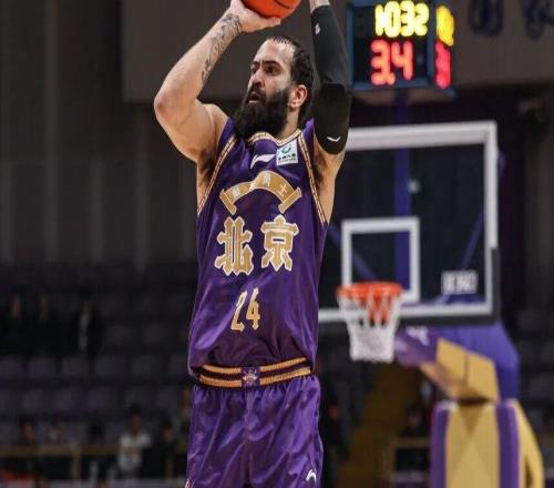 賽場直擊丨末節驚魂涉險過關迎來兩連勝