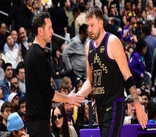 雷迪克：東契奇就像一臺全速運轉的引擎熱衷在場上創造機會