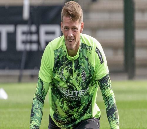 德天空：門興門將奧姆林純租借加盟勒沃庫(kù)森，租期至本賽季末