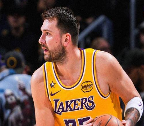 NBA官宣周最佳：東契奇當選奎克利生涯首獲殊榮杜蘭特哈登獲提名