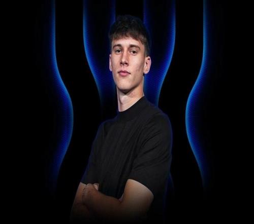 官方：國(guó)米簽下18歲克羅地亞后衛(wèi)亞基羅維奇，他將加入U(xiǎn)23隊(duì)