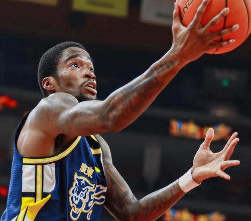 CBA最新積分榜：廣東4連勝升第1，北京1分險勝，山西3連敗排第8