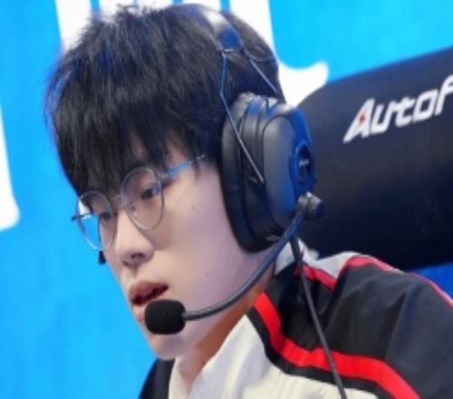 Erha：減少了我們每個人的個人失誤，然后打團時積極做溝通