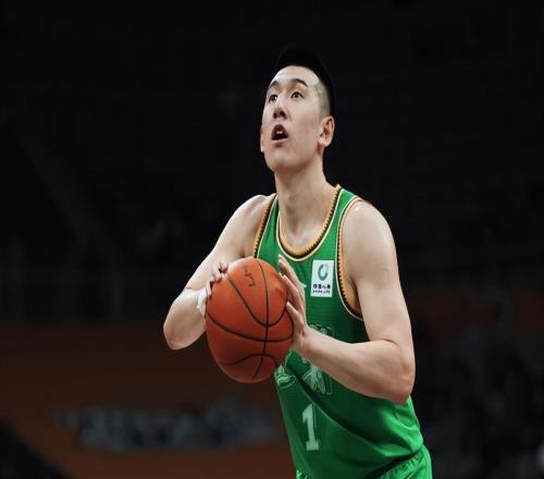 楊鳴卸任遼寧52分狂勝結(jié)束四連敗！四川20連敗延續(xù)恥辱趙繼偉9+3