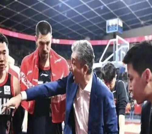 五連勝，鄭永剛：贏下比賽靠積極防守春節(jié)前的三連客要打好