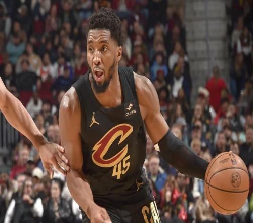 騎士vs湖人前瞻：詹姆斯重返克利夫蘭，湖人沖擊3連勝