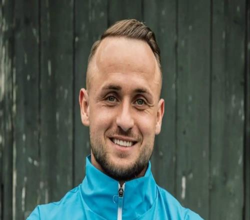 洛博特卡：兒時非常喜歡看巴薩的比賽，很喜歡他們的踢球方式