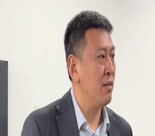 勝新疆更衣室！王世龍強調(diào)防守與反擊，點出求勝欲，無金鏈子環(huán)節(jié)