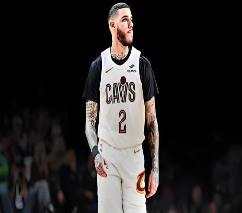 64勝之后，騎士一地雞毛了