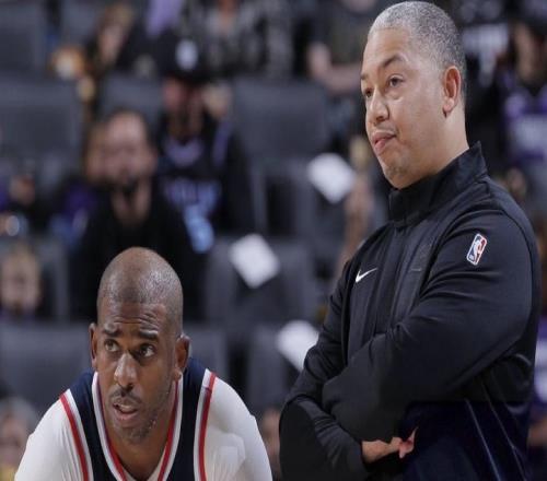 從5勝16負(fù)，到16勝8負(fù)，全聯(lián)盟找不到下家！NBA傳奇球星該退役了