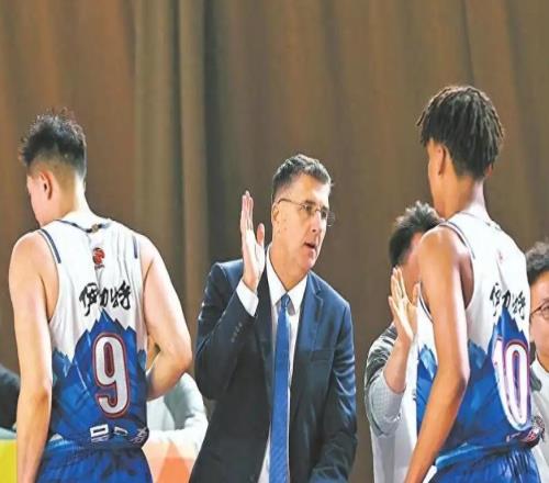 新疆領(lǐng)先9分卻輸球！格蘭需警惕哈里斯+西爾扎提+吳冠希隱患！