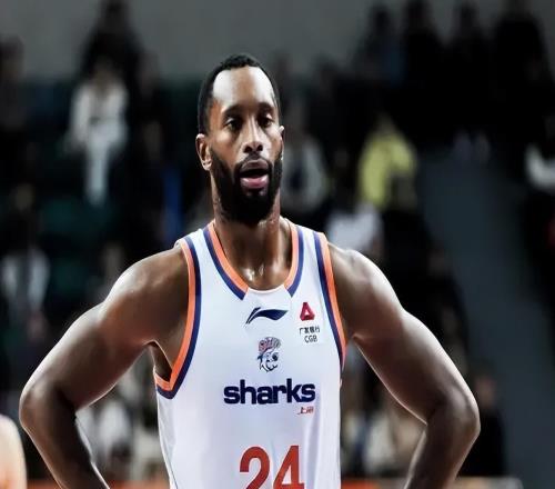 上海9578廣州2喜2憂！內(nèi)線實(shí)力拉滿，偰李永煒組織強(qiáng)，弗格不穩(wěn)