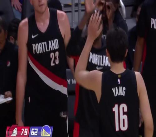 西索科：開拓者隊(duì)特別團(tuán)結(jié)有愛楊瀚森會(huì)盡力用英文溝通交流