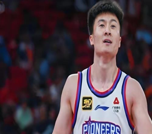 有驚無險！廣東男籃98比89力克天津，薩姆納狂轟39分拒絕爆冷