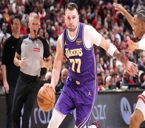 狂轟46+7+11東契奇：關(guān)鍵在于保持侵略性堅持主動出擊