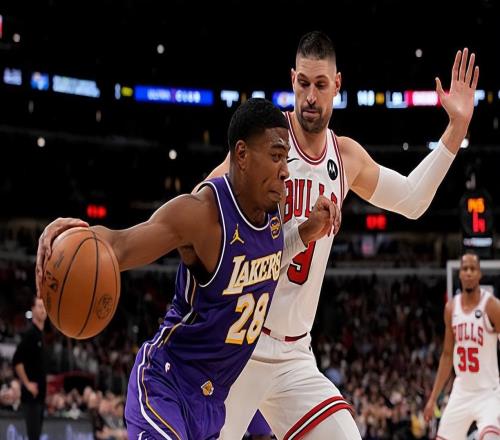 找回手感拿下了高分！鋒線大將的回暖對于湖人來說真是太關(guān)鍵了