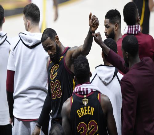 樂福：騎士2018年本進不了總決賽！是詹姆斯逆天改命！