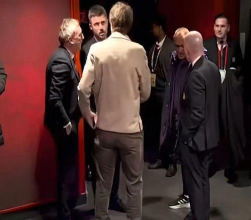 曼联进欧冠有助获1.75亿!卡里克训练示范惊呆球员,你们不行我上