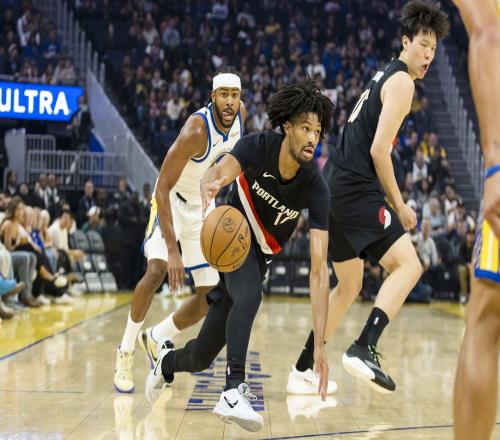 評論員夏普的獨特視角：唯有籃筐在心中隊友似乎不復存在如同游戲中傳球鍵被拆除_NBA直播