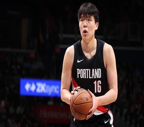 楊瀚森正負值全隊最高，斯普利特：他在場上越來越適應