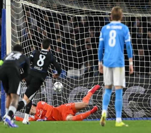 32！切爾西逆轉(zhuǎn)進(jìn)前八，意甲冠軍恥辱出局，孔蒂實(shí)錘不會(huì)踢歐冠