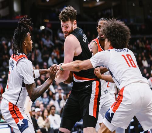 29分12板6帽！14分20板！榜眼打爆克林根，楊瀚森NBA生涯最強(qiáng)一戰(zhàn)