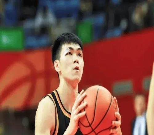 郭士強(qiáng)觀戰(zhàn)！龐崢麟轟29分8助！攻堅+串聯(lián)拉滿，這不進(jìn)國家隊(duì)