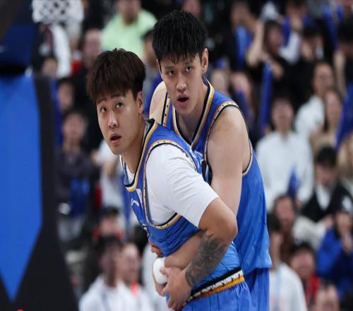 5球員落選首發！郭艾倫時代結束，周琦意外出局，趙繼偉被頂替