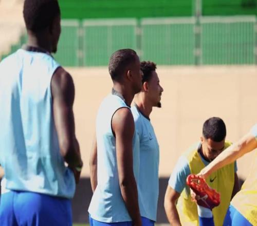 中超大變天！成都云南爭冠，大連破二年級魔咒，魯滬津淪為保級隊