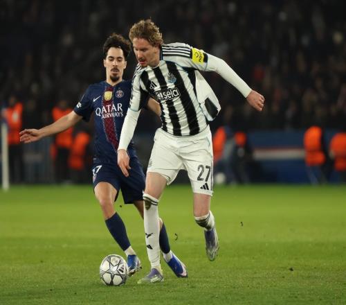 11，兩敗俱傷！登貝萊點(diǎn)球不進(jìn)歐冠衛(wèi)冕冠軍與英超土豪無緣前八