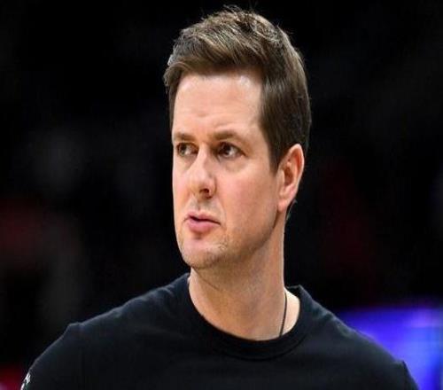 哈迪：我們防守端每個動作都慢半拍勇士迫使我們不斷輪轉