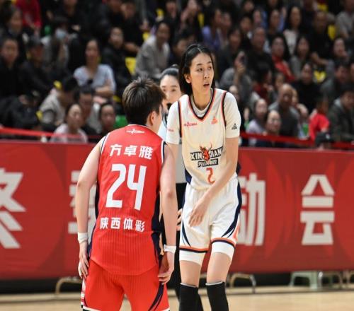 又美又能打！中國女籃35歲美女國手閃耀：生娃歸來仍狠辣造六連勝