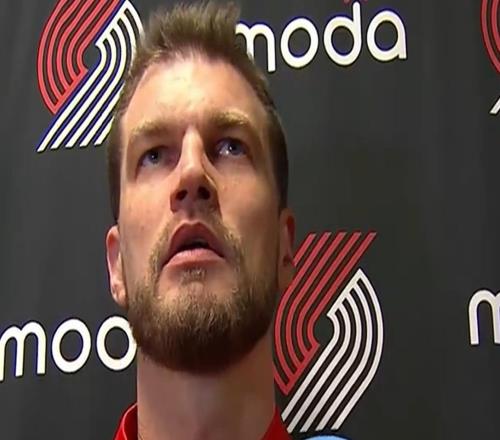 6中2咋了！斯普利特爆贊楊瀚森攻守，親承增加時(shí)間，鞏固輪換價(jià)值