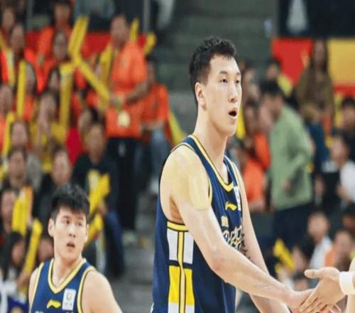 廣東8981戰(zhàn)勝吉林球員評(píng)價(jià)：奎因滿分，6人及格，3人低迷