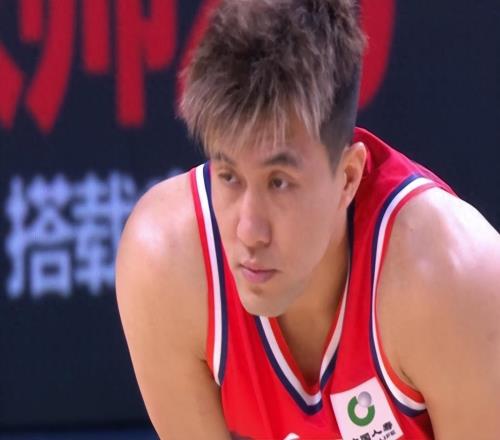 CBA三消息：郭艾倫復(fù)出又拉傷，楊鳴火速任新職，姚明三亞釣魚(yú)