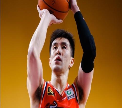 郭艾倫時隔41天首發(fā)11中3！廣州遭福建雙殺徐昕兩雙狀元18+6帽