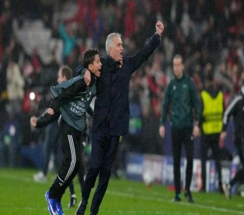 穆里尼奧率本菲卡絕殺皇馬逆轉(zhuǎn)晉級附加賽