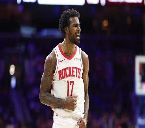 火箭大勝老鷹！烏度卡再變陣！鋒線2人輪休，老射手重回輪換陣容