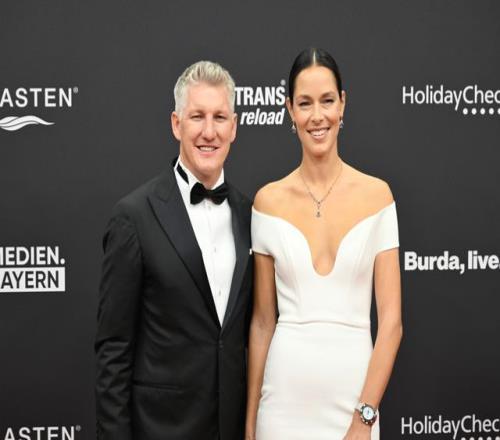 德媒報道小豬與伊萬諾維奇離婚后每月需支付4.5萬歐元子女撫養費_德甲直播