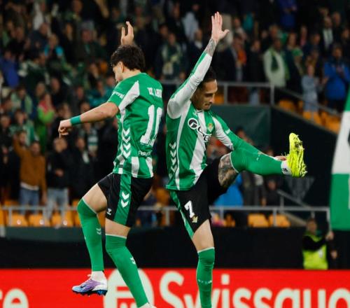 一場(chǎng)21改寫兩隊(duì)命運(yùn),安東尼神了:獨(dú)造2球,率隊(duì)殺入16強(qiáng)