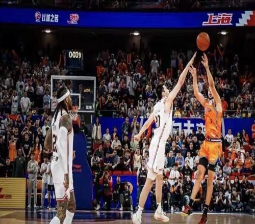 楊鳴下課第一時間，爆料遼寧隊就簽下超級外援，曾打爆廣東隊