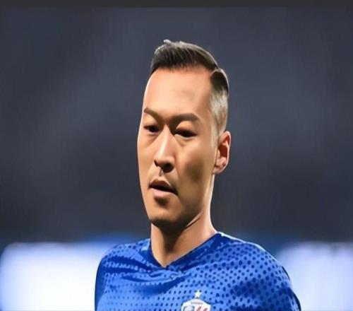 霸氣！申花隊(duì)拒絕為天價(jià)國(guó)腳買單，有能力就去留洋