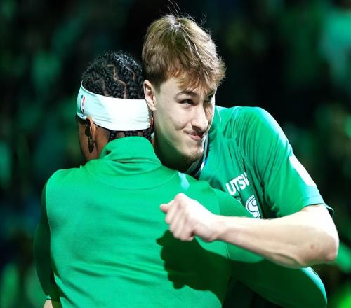 49分10板！34分8記三分球！NBA神級紀錄誕生，最佳新秀有懸念了