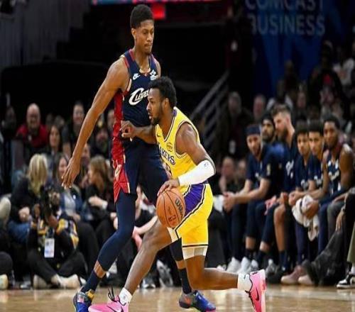 神奇！布朗尼竟然成為了湖人慘敗騎士的比賽中表現最好的球員