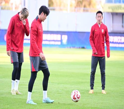 亞泰隊(duì)剛降級(jí)到中甲就被扣四分，未來沖超無望，將給小將出戰(zhàn)機(jī)會(huì)