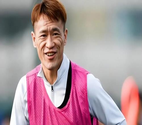 一戰(zhàn)3人1隊遭重罰！王棟躲球送制勝球，天津保級10年后被罰10分