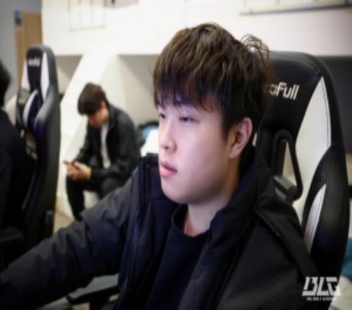 這么快就融合好了爆料人：小道消息明天首發(fā)依舊是Bin