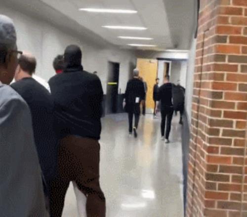 敢揍多爾特，此子必成大器？